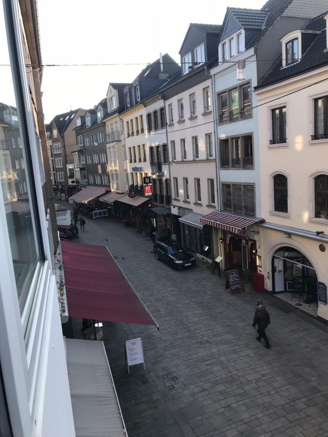 Avi Deluxe Altstadt Apart Dusseldorf Exterior photo
